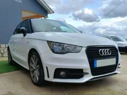 
A1 Sportback 1.6 TDi S-line full									