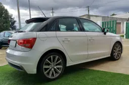 
A1 Sportback 1.6 TDi S-line full									