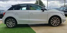 
A1 Sportback 1.6 TDi S-line full									