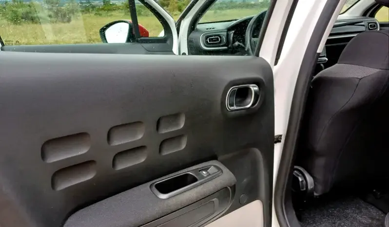 
Citroën C3 1.6 BlueHDi Shine full									