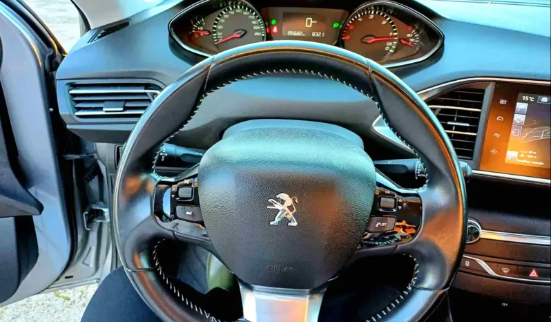 
Peugeot 308 SW 1.6 BlueHDi Allure J17 full									