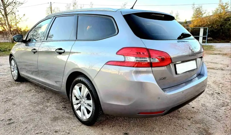 
Peugeot 308 SW 1.6 BlueHDi Allure J17 full									