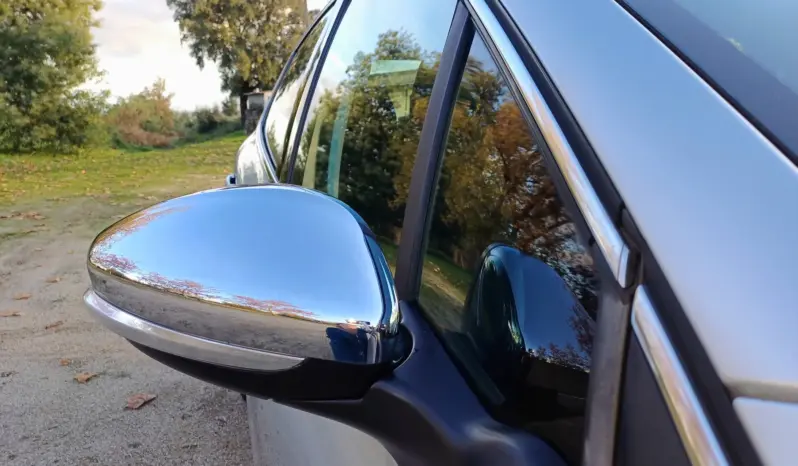 
Peugeot 208 1.6 BlueHDi Style full									