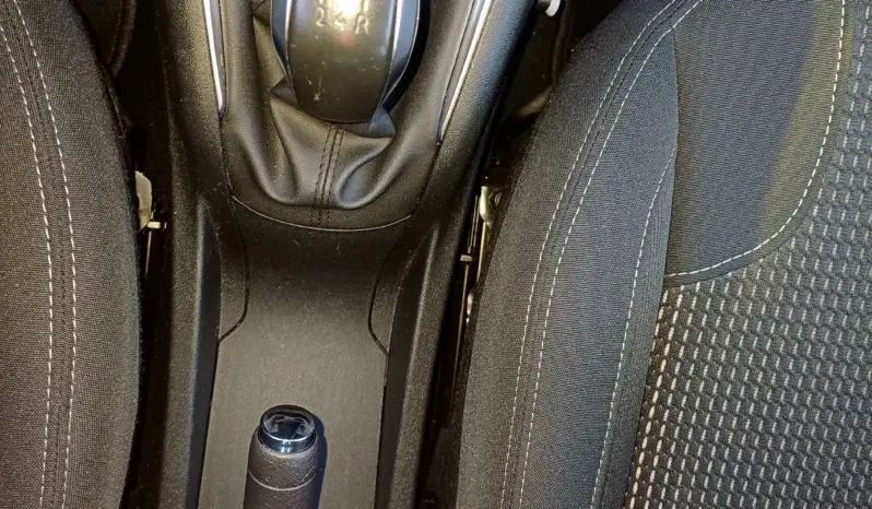 
Peugeot 208 1.6 BlueHDi Style full									