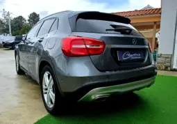 
Mercedes Benz GLA 200 CDI AMG Line Aut. full									