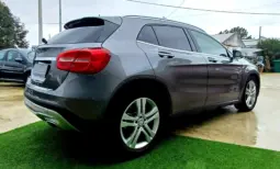 
Mercedes Benz GLA 200 CDI AMG Line Aut. full									