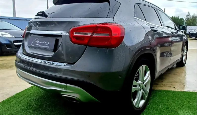 
Mercedes Benz GLA 200 CDI AMG Line Aut. full									