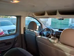 Peugeot Expert Outro full