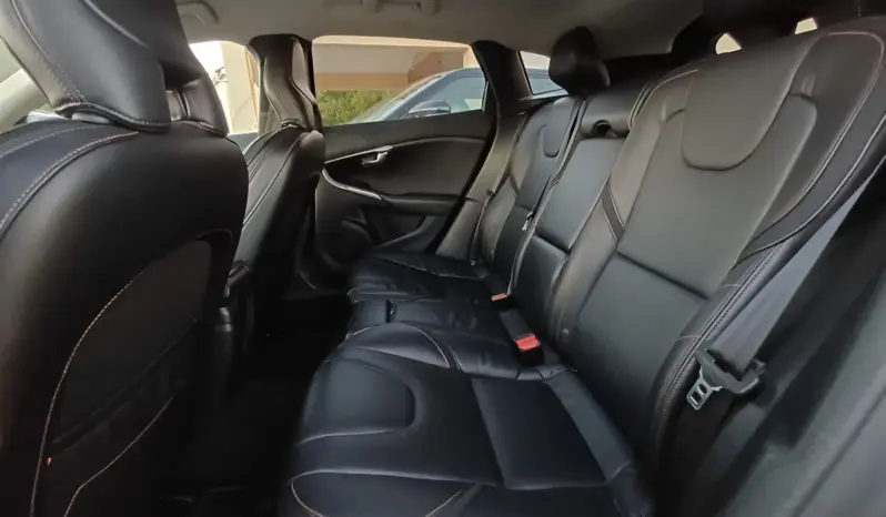 
Volvo V40 D2 Ocean Race full									