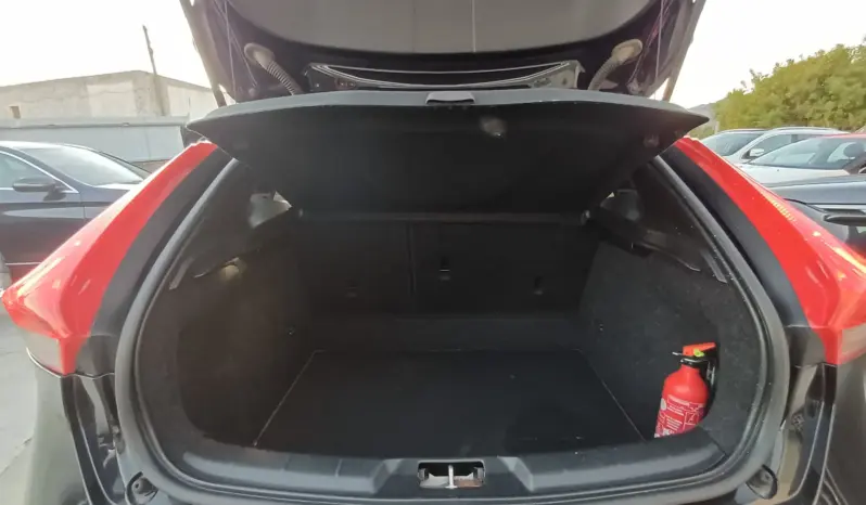 
Volvo V40 D2 Ocean Race full									