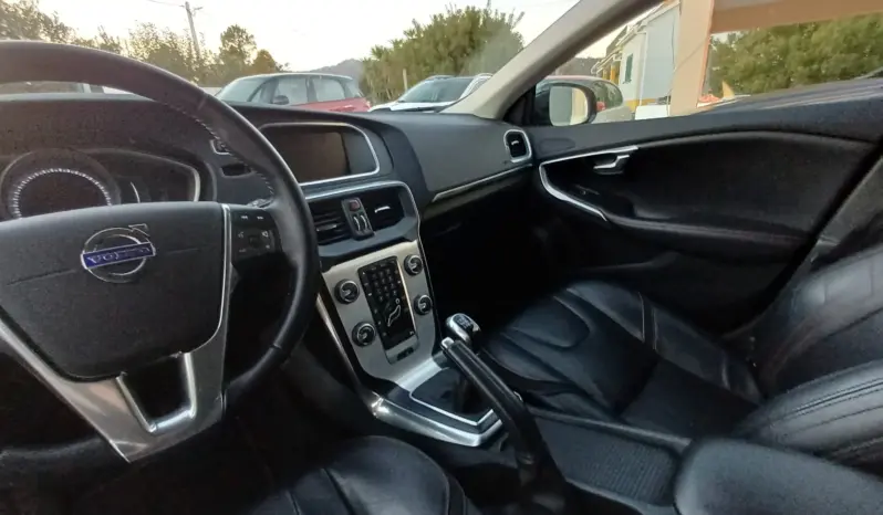 
Volvo V40 D2 Ocean Race full									