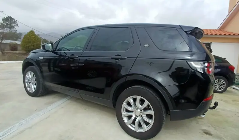 
Land Rover Discovery Sport 2.0 TD4 SE full									
