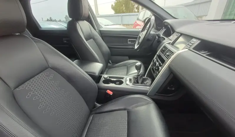 
Land Rover Discovery Sport 2.0 TD4 SE full									