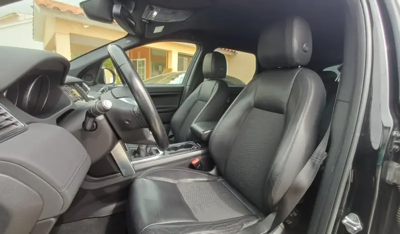 
Land Rover Discovery Sport 2.0 TD4 SE full									