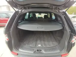 Land Rover Discovery Sport 2.0 TD4 SE full
