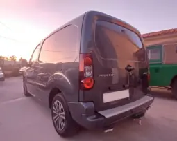 
Peugeot Partner 1.6 e-HDi L1 full									
