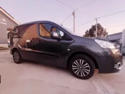 
Peugeot Partner 1.6 e-HDi L1 full									
