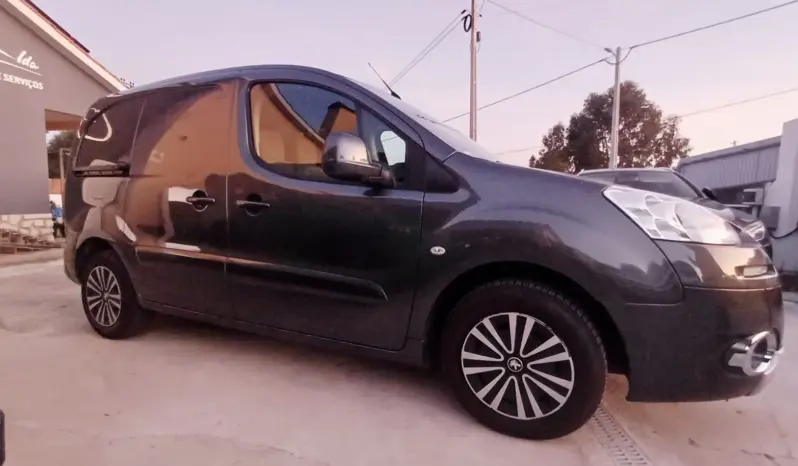 
Peugeot Partner 1.6 e-HDi L1 full									