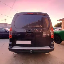 
Peugeot Partner 1.6 e-HDi L1 full									