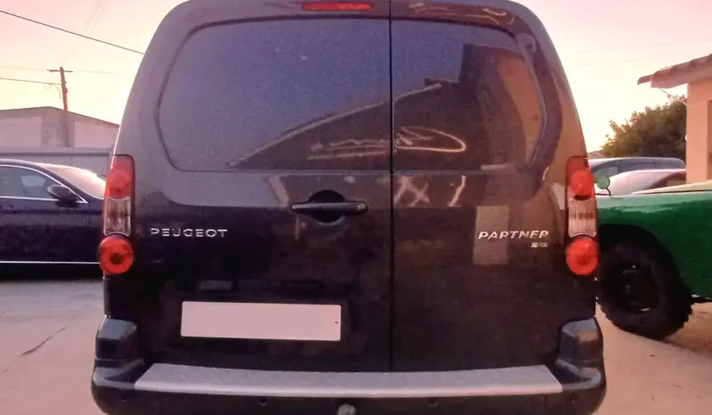 
Peugeot Partner 1.6 e-HDi L1 full									